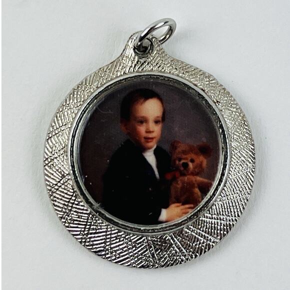 Photo Charm Pendant Silver Toned Picture Frame Vintage Boy w/ Bear 60s 80s Old - Picture 2 of 10